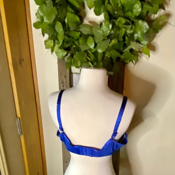 💕Wacoal Lace Non-Padded Underwire Full Coverage Bra💕 - Picture 5 of 13